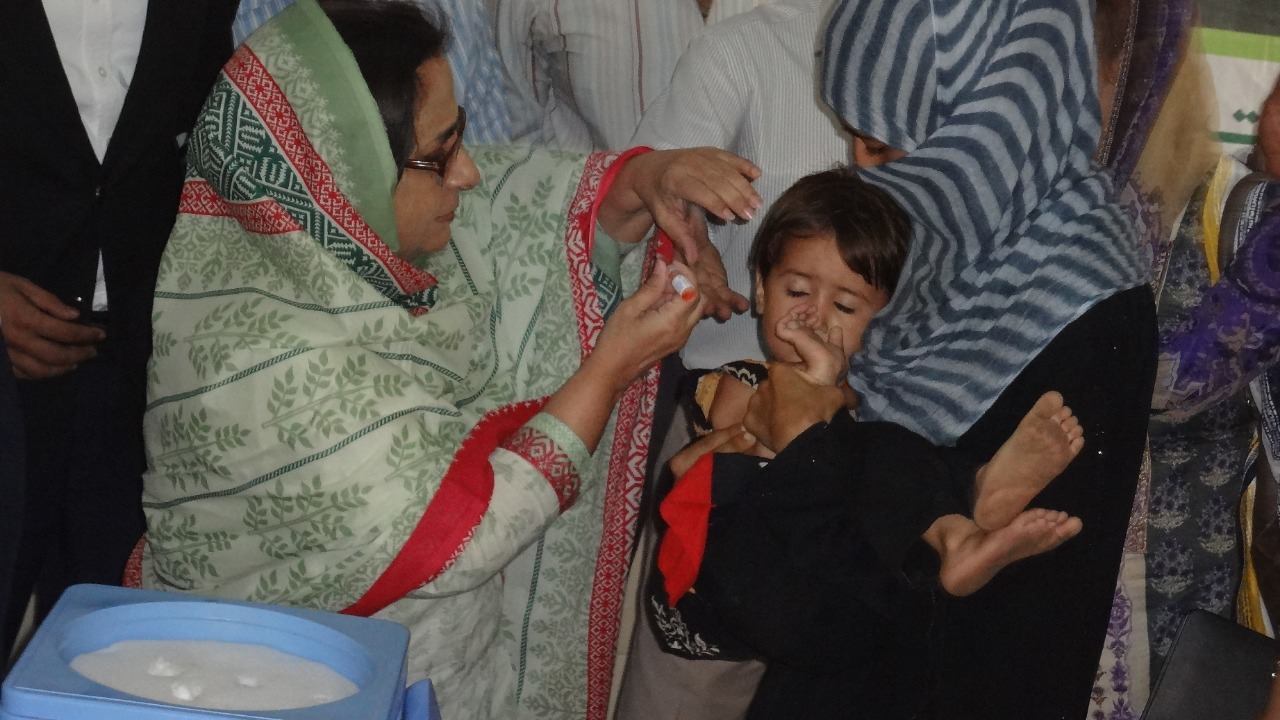 Sindh Health Minister Dr. Azra Fazal Pechuho inaugurated September 2018 NID at Government Jannat Gul Hospital, Gadap UC 4, Karachi on 24th September 2018. Rotary was represented by PP Masood Bhalli, Zonal Coordinator Sindh.